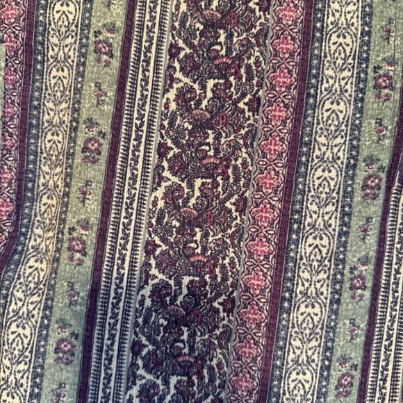 Pink republic xs shirt - Picture 4 of 4